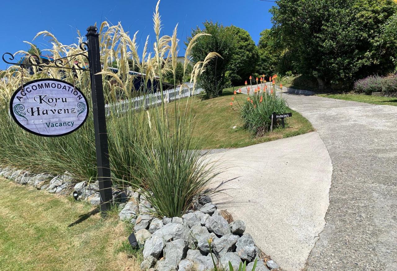 Koru Havenz Hotel Picton Exterior photo